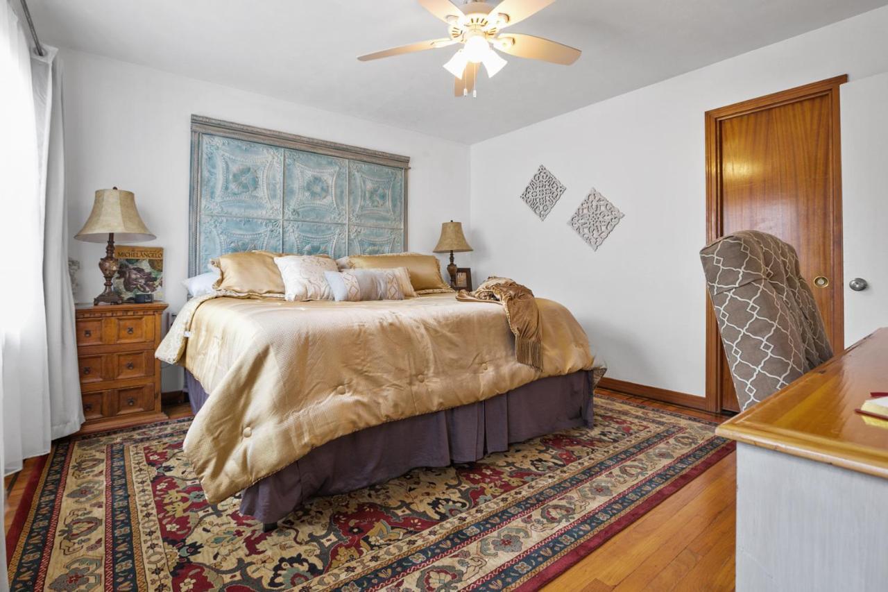 Luxury Oasis- 1 Bedroom Romantic Getaways 러벅 외부 사진