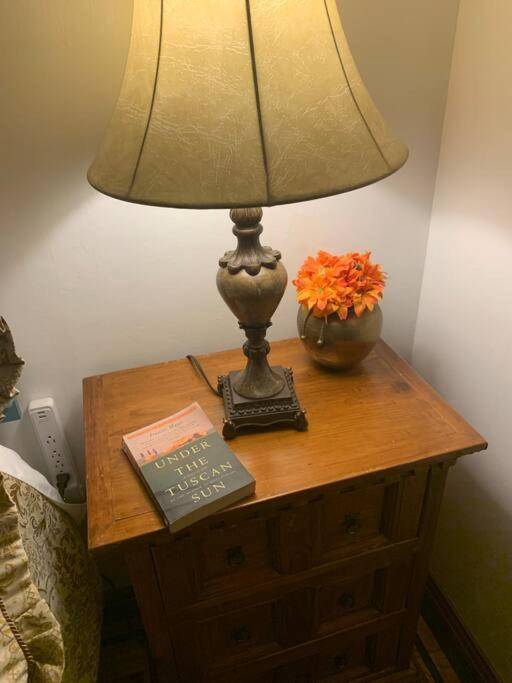Luxury Oasis- 1 Bedroom Romantic Getaways 러벅 외부 사진