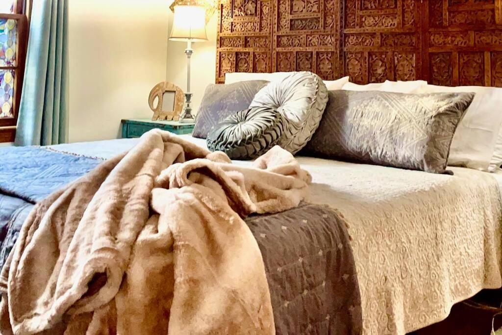 Luxury Oasis- 1 Bedroom Romantic Getaways 러벅 외부 사진